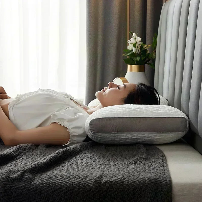 OrtoCloud – Almohada Anatómica 3D Que Protege Tu Columna [REGALO + 50% OFF SOLO HOY]